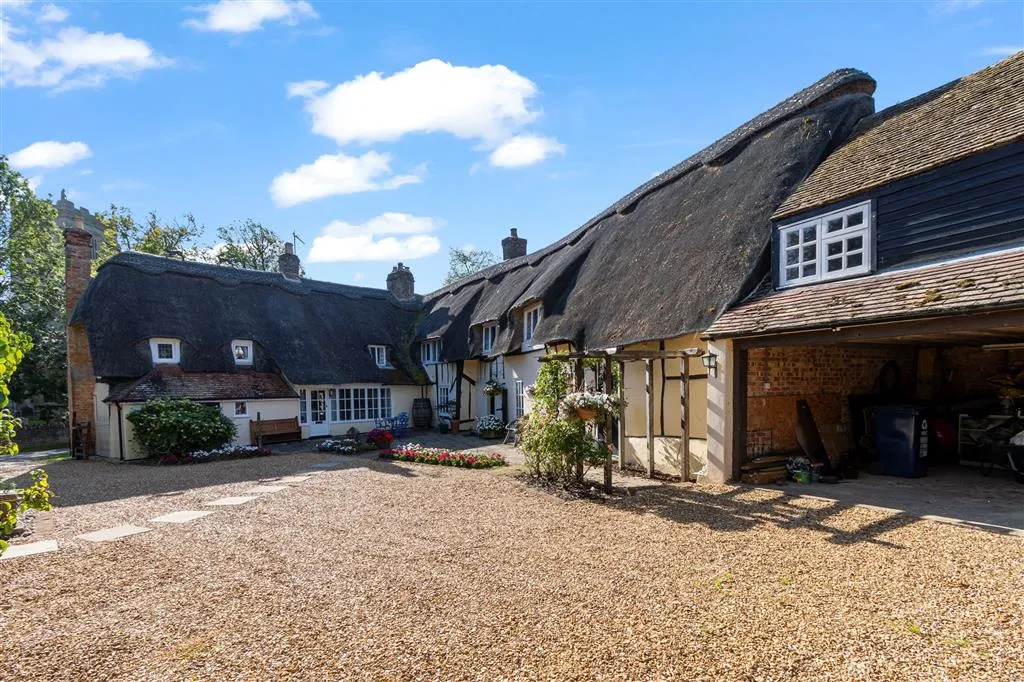 Church Road, Glatton, PE28, photo 2