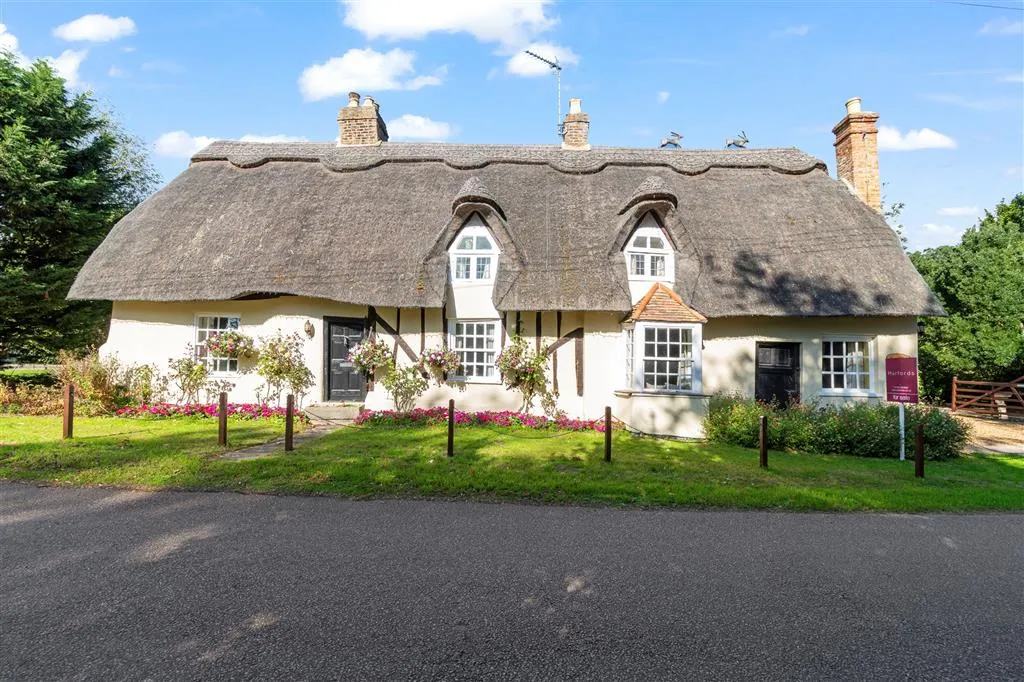 5 bed house for sale, Church Road, Glatton, PE28