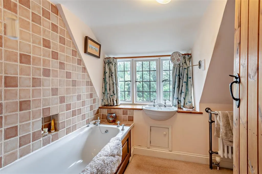 Church Road, Glatton, PE28, photo 14
