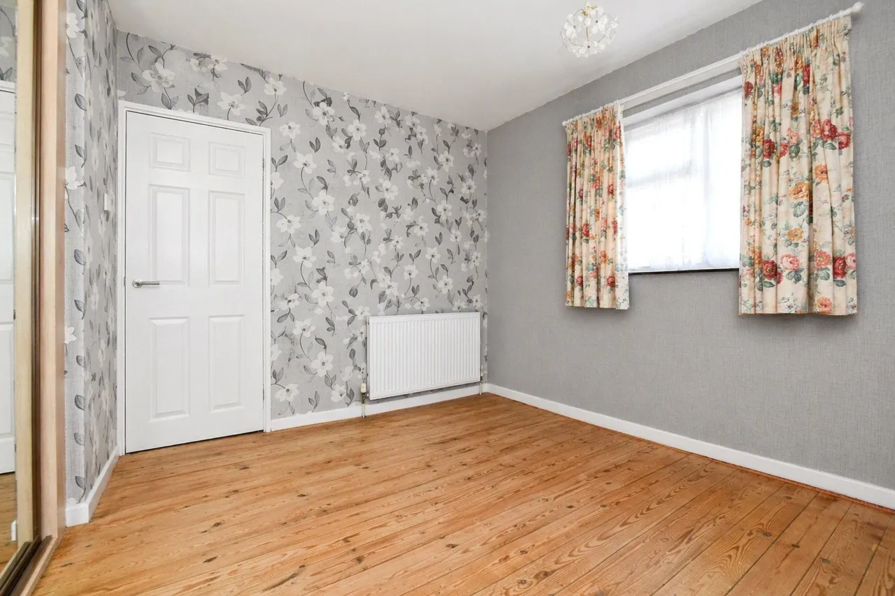 Pamplins, Basildon, Essex, SS15, photo 12