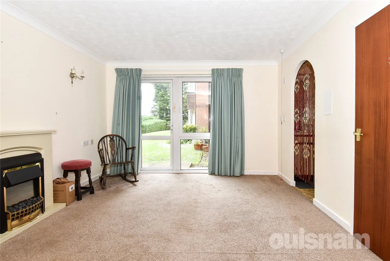 Alcester Road South, Kings Heath, Birmingham, B14 6DT, photo 2