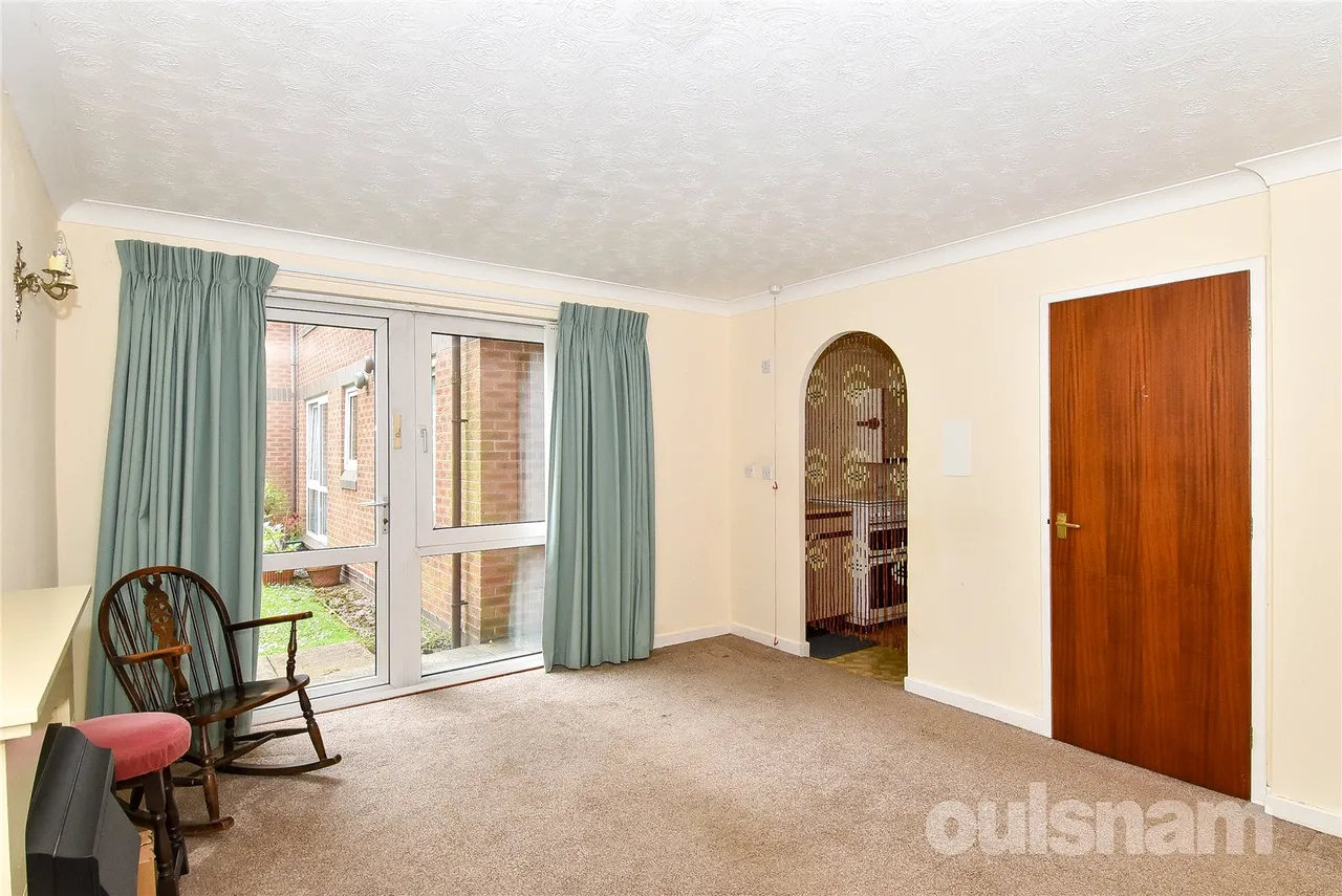 Alcester Road South, Kings Heath, Birmingham, B14 6DT, photo 3