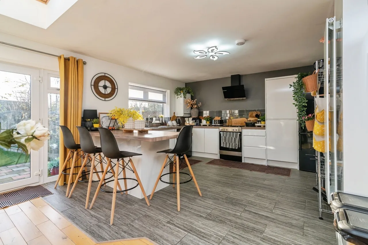 Glendon Drive, Nottingham, Nottinghamshire, NG5, photo 6