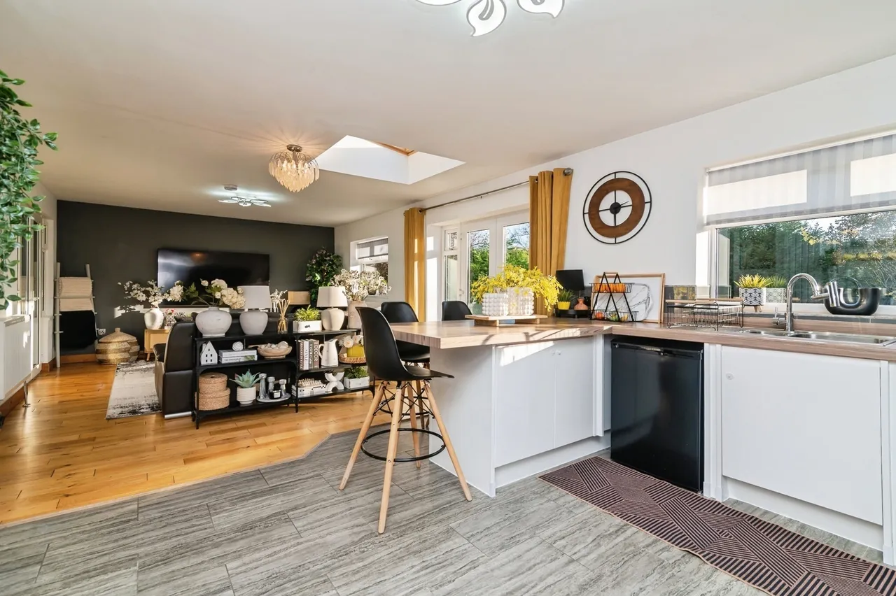 Glendon Drive, Nottingham, Nottinghamshire, NG5, photo 4