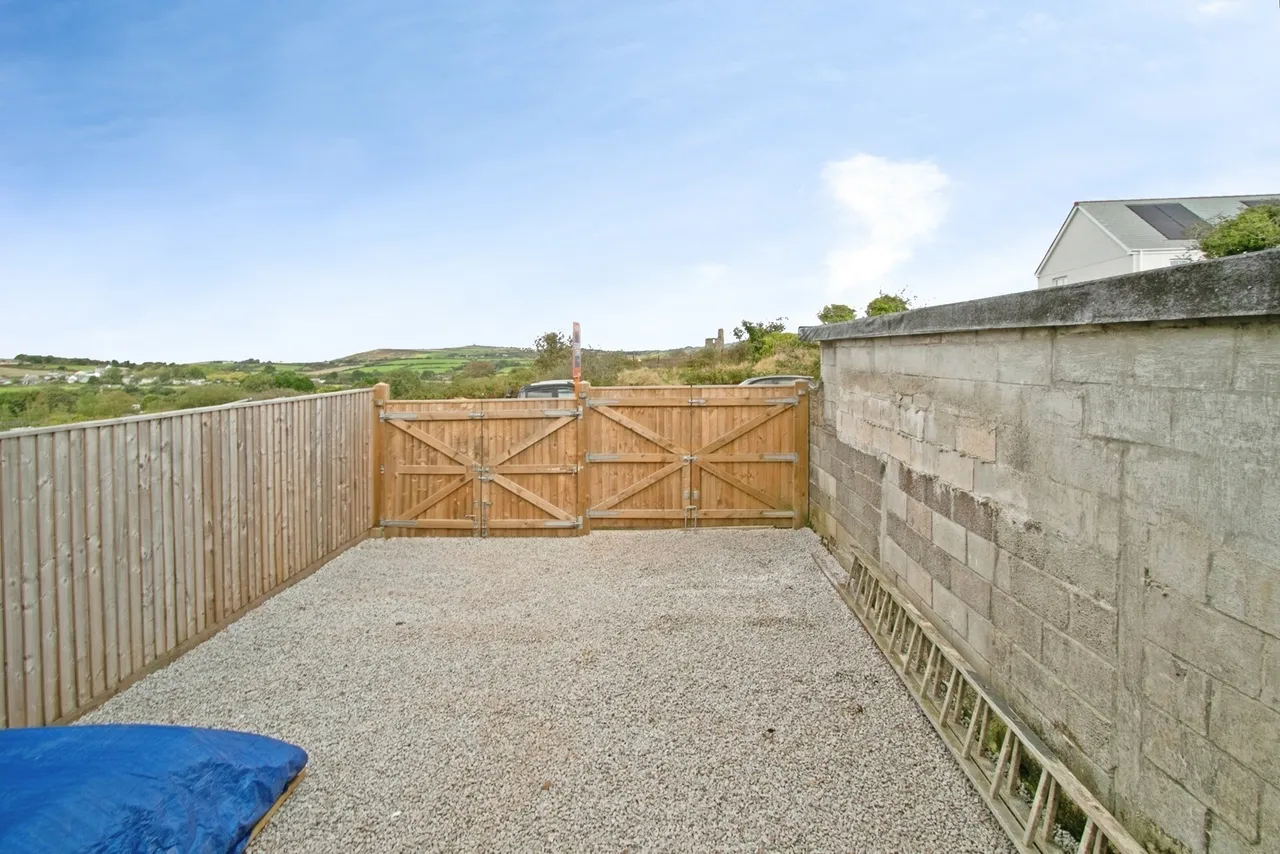 Grenville Gardens, Troon, TR14, photo 10