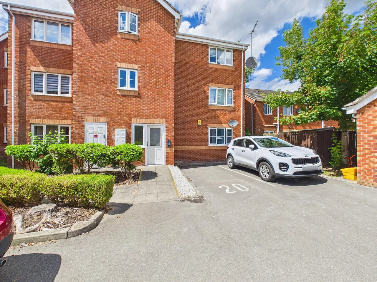 Medway Court, Parr, WA9, photo 19