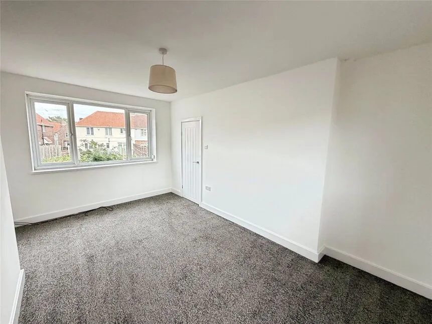 Third Avenue, Woodlands, DN6, photo 9