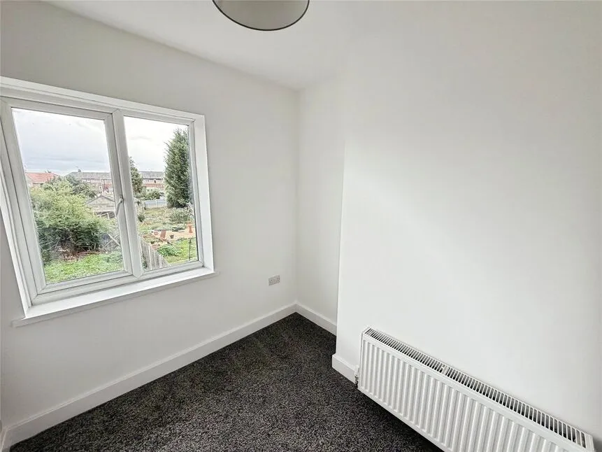 Third Avenue, Woodlands, DN6, photo 11