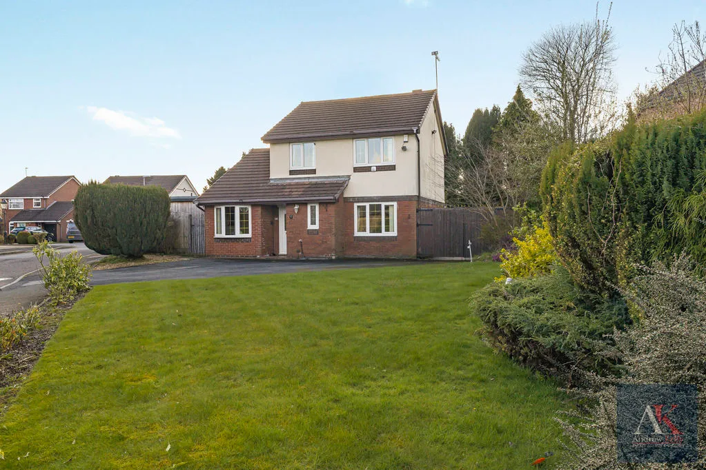 3 bed house for sale — Campion Way, Rochdale OL12 7UL