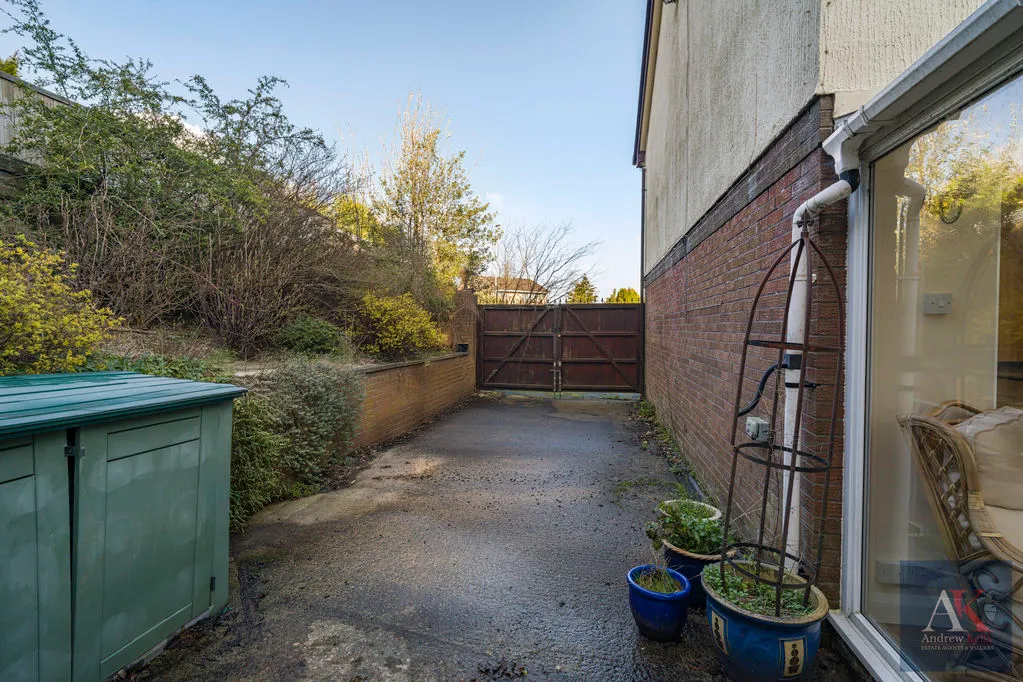 Campion Way, Rochdale OL12 7UL, photo 36