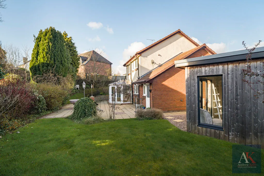 Campion Way, Rochdale OL12 7UL, photo 24