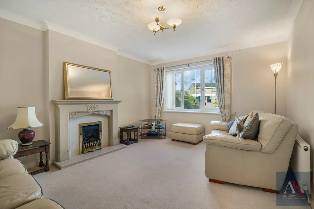 Campion Way, Rochdale OL12 7UL, photo 3
