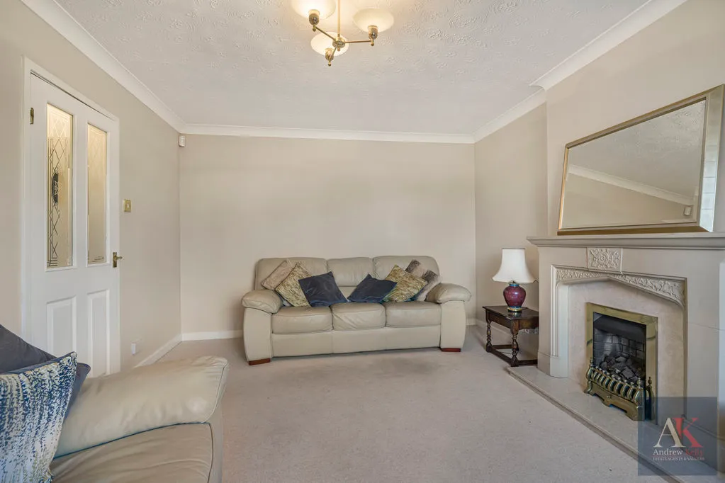 Campion Way, Rochdale OL12 7UL, photo 4