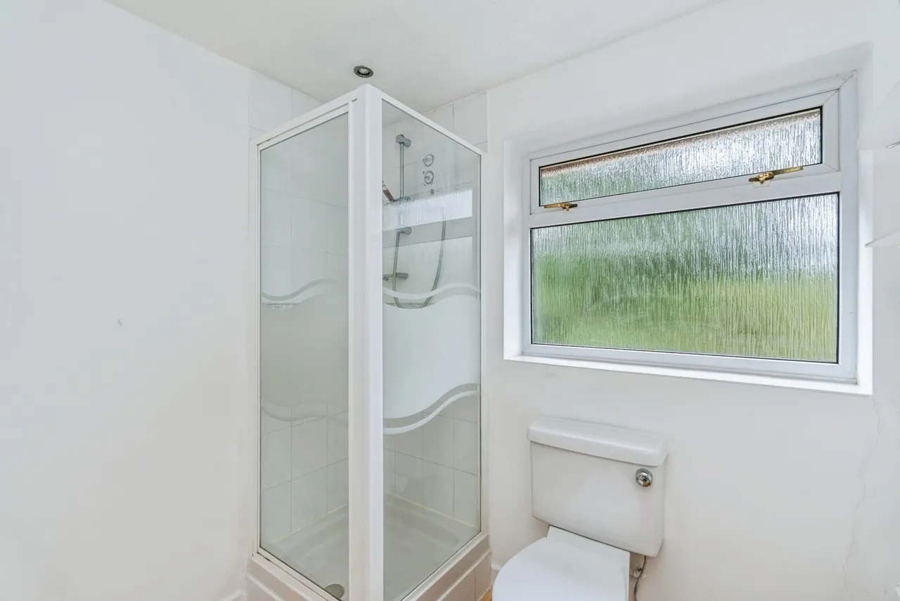 Deerhurst Close, West Totton, SO40, photo 14