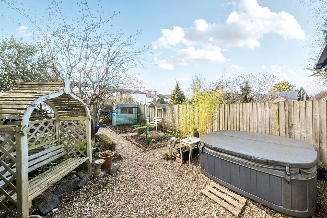 Cross Way, Harpenden, AL5, photo 12