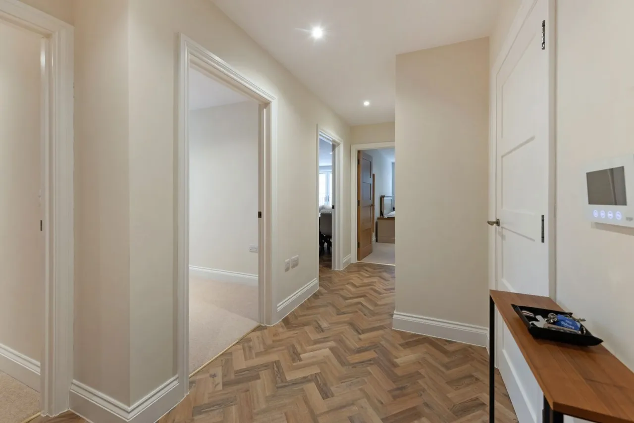 Lyndhurst, SO43, photo 21