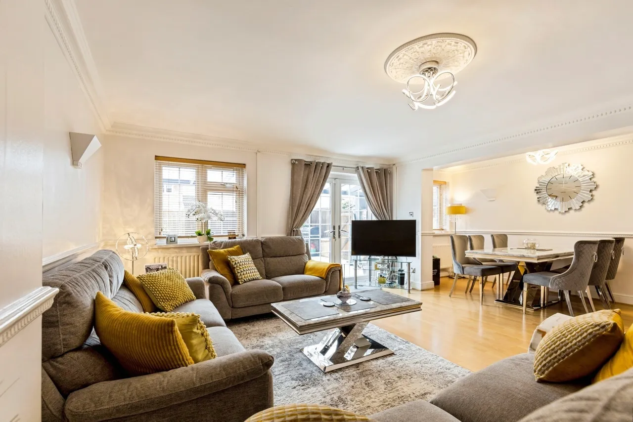 Haywards, Crawley, RH10, photo 2