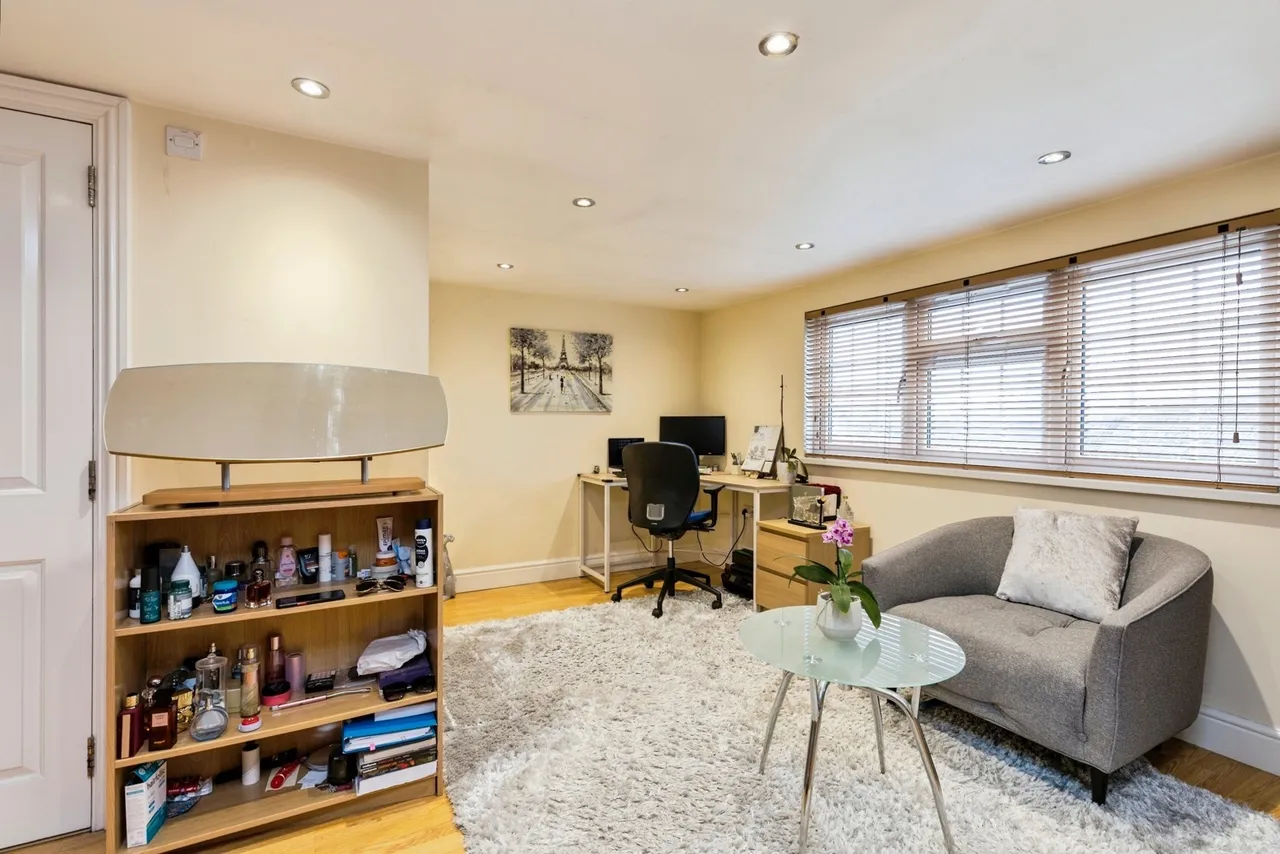 Haywards, Crawley, RH10, photo 13