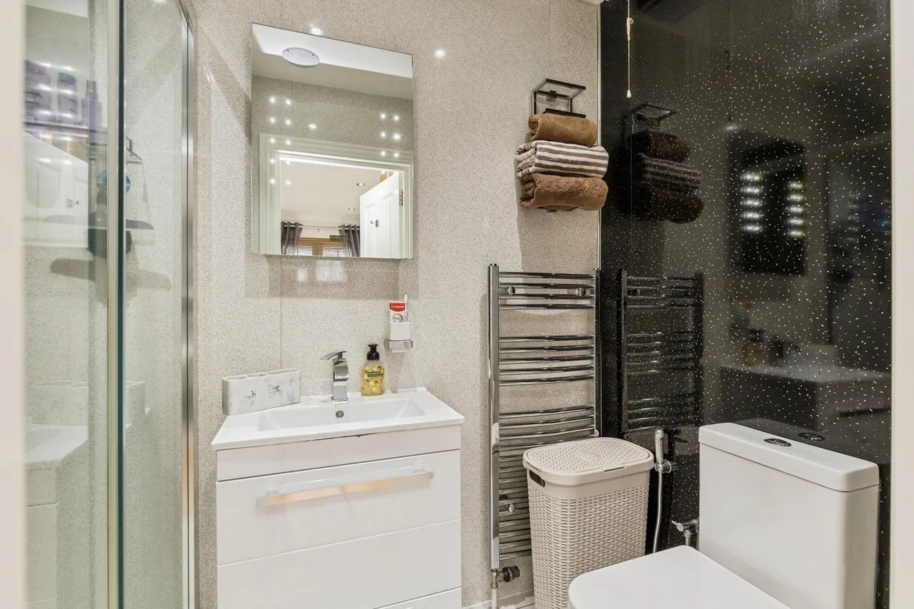 Haywards, Crawley, RH10, photo 20