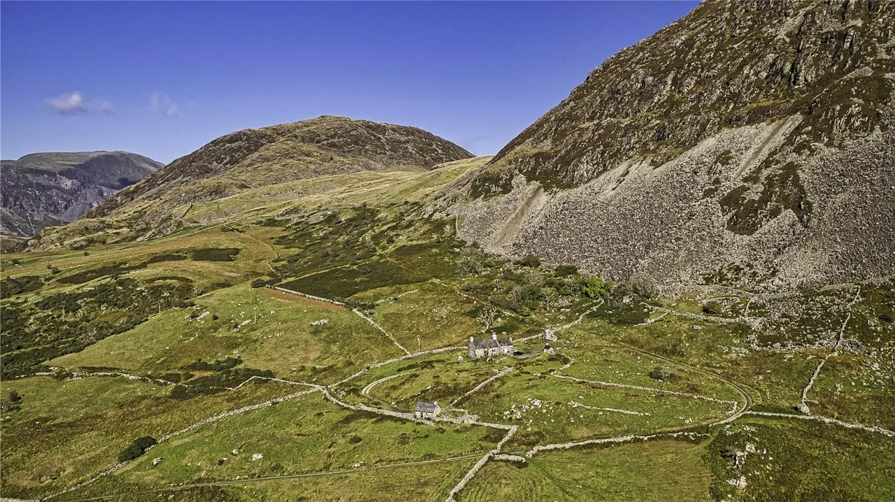 Cwm Teigl, Ffestiniog, LL41, photo 26