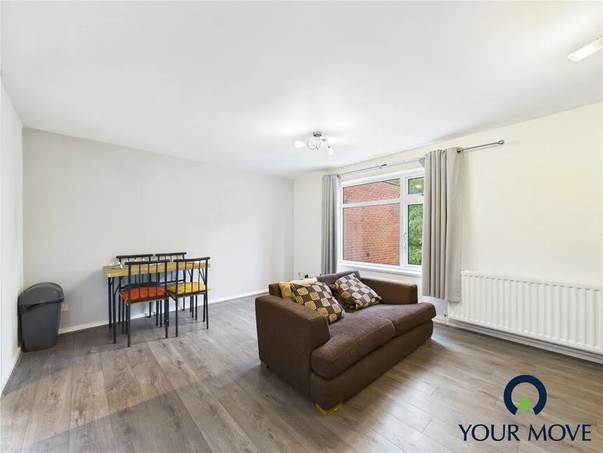 Warwick Road, Solihull, West Midlands, B92, photo 5