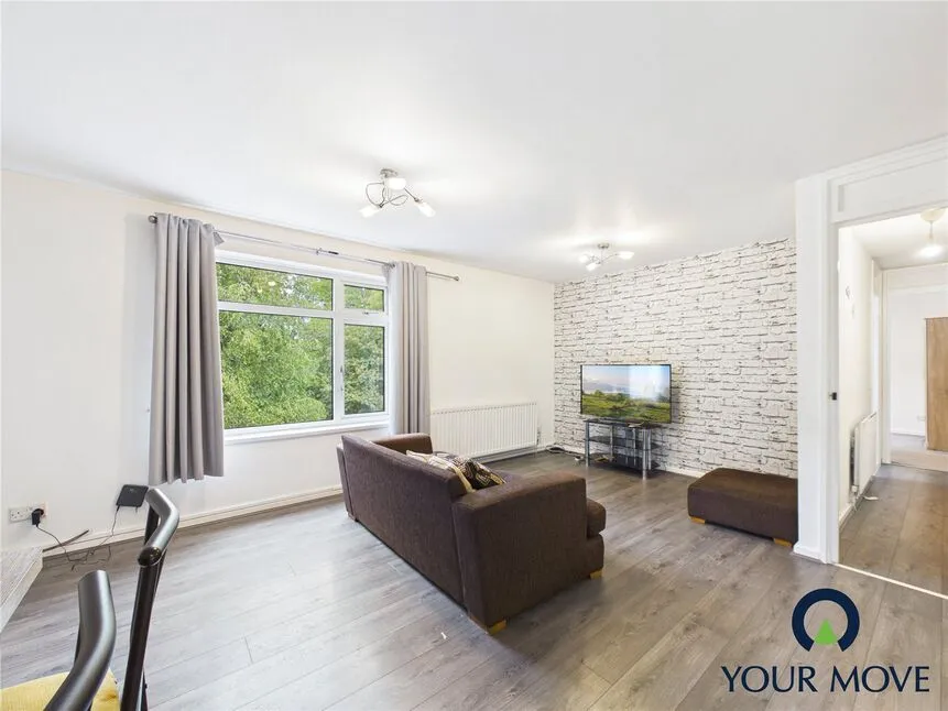 Warwick Road, Solihull, West Midlands, B92, photo 4