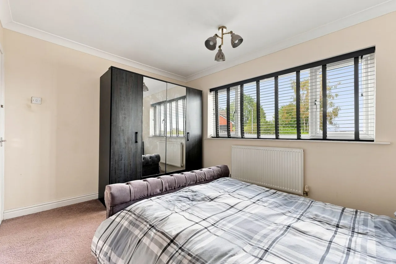 Elliott Drive, Inkersall, S43, photo 13