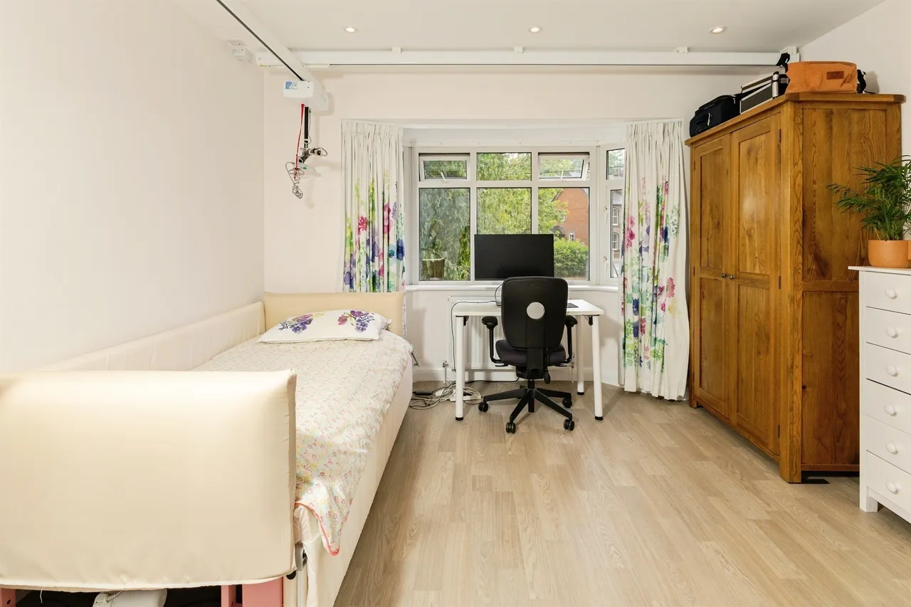 Hyde End Road, Spencers Wood, Reading, photo 9