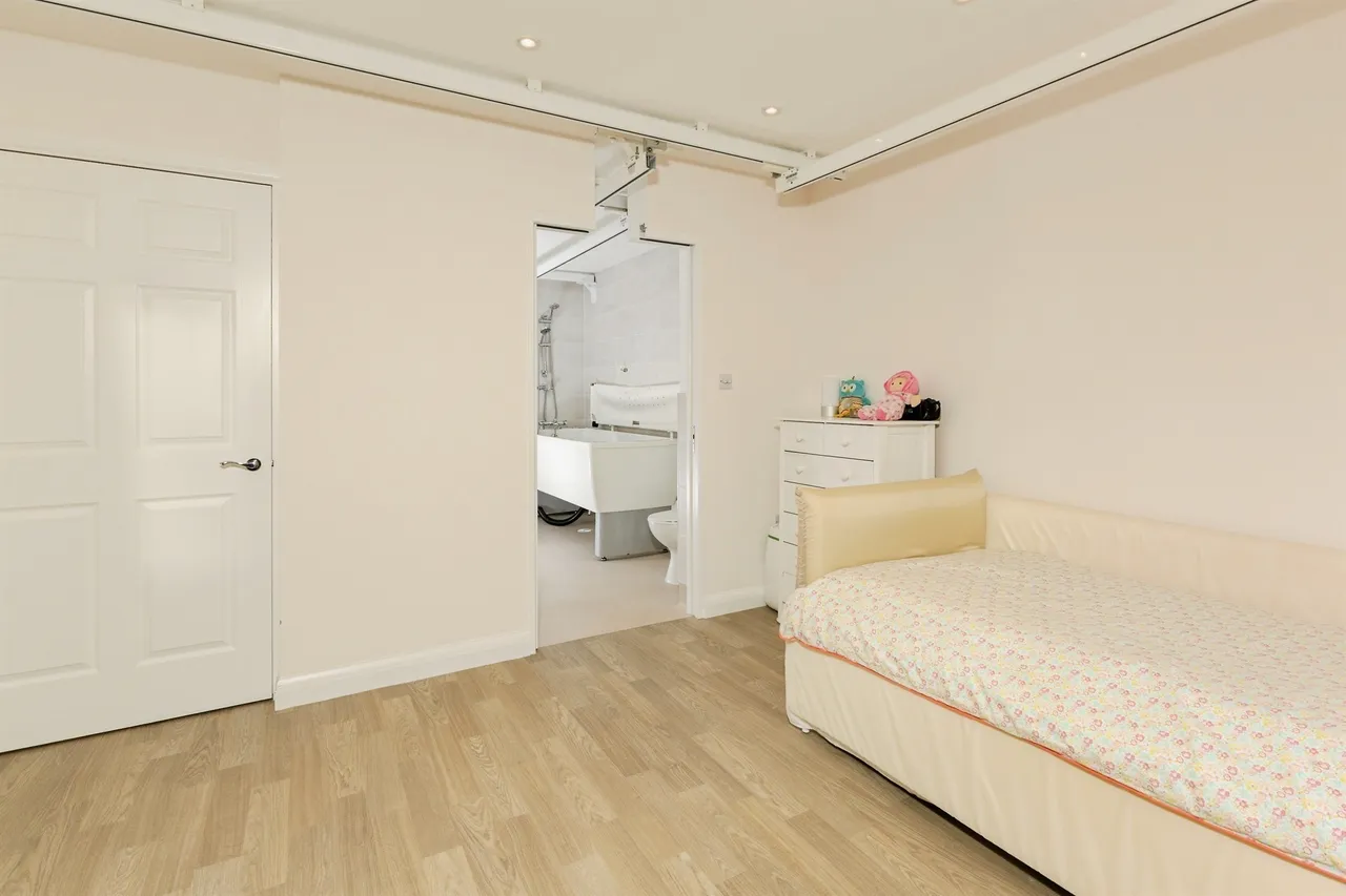 Hyde End Road, Spencers Wood, Reading, photo 8