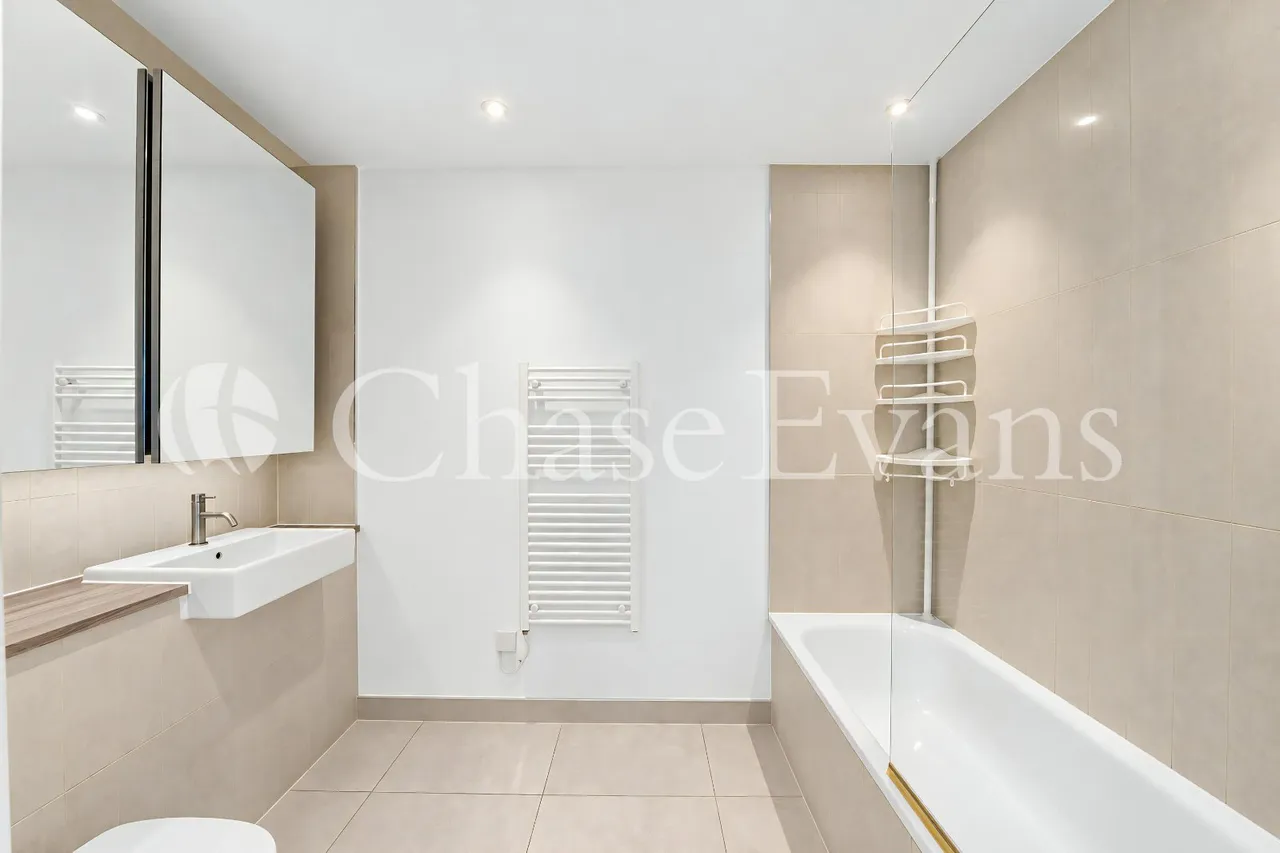Leyton Road, Stratford, E15, photo 11
