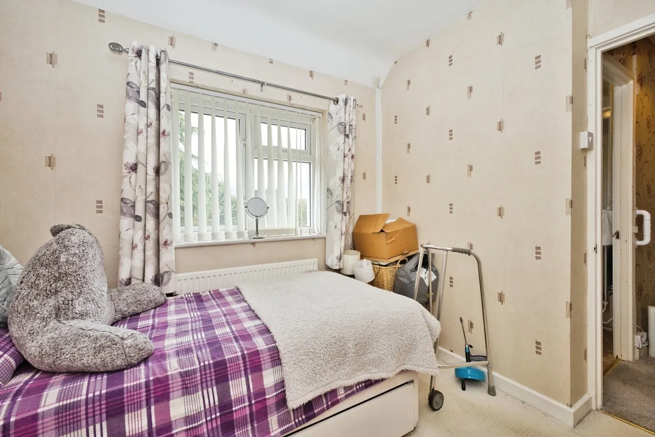 Rosebery Avenue, Yeovil, BA21, photo 11