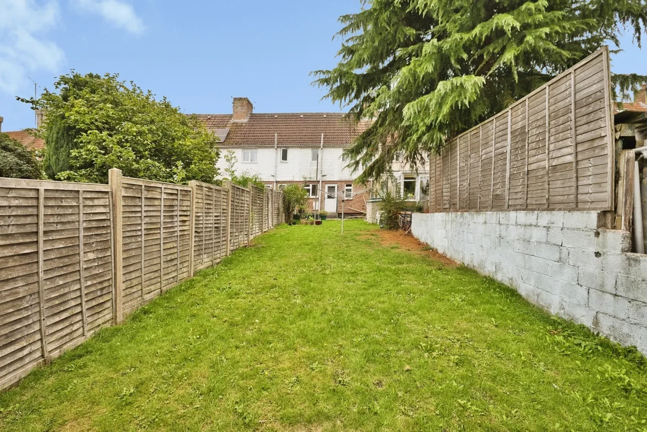 Rosebery Avenue, Yeovil, BA21, photo 13