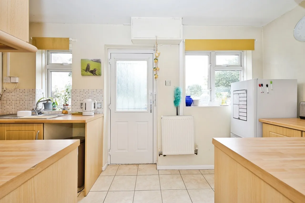 Rosebery Avenue, Yeovil, BA21, photo 6