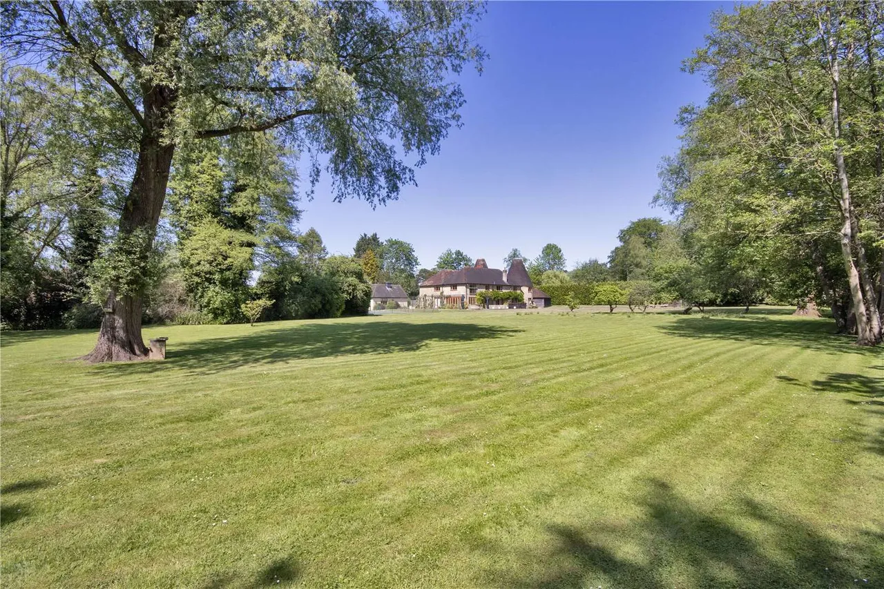 High Street, Otford, Sevenoaks, Kent, TN14 5PL, photo 7