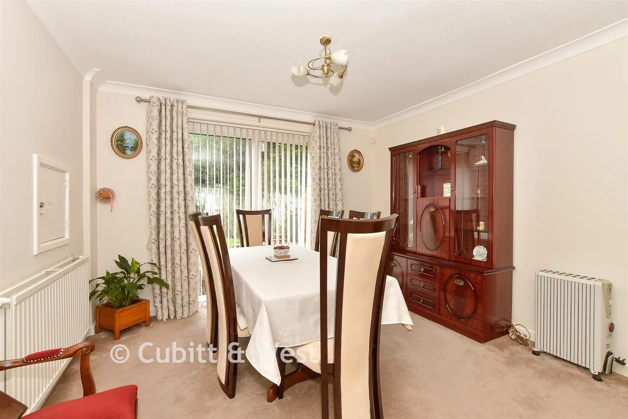 Cissbury Hill, Crawley, RH11, photo 3