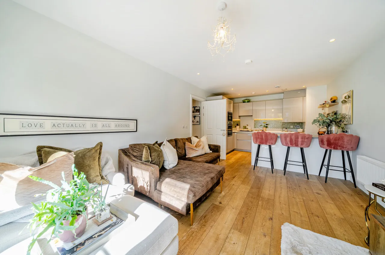 Pyestock Way, GU51, photo 9