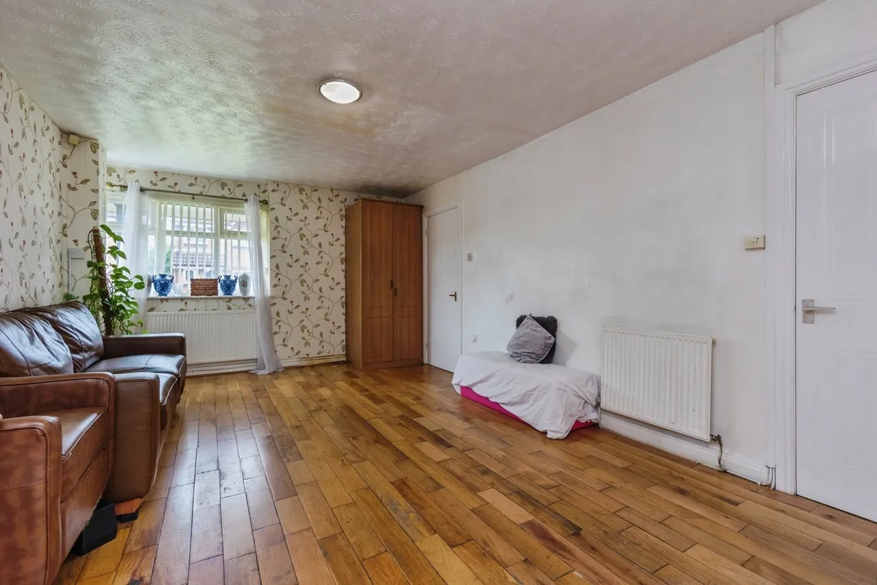 Warslow Drive, Sale, Greater Manchester, M33, photo 5
