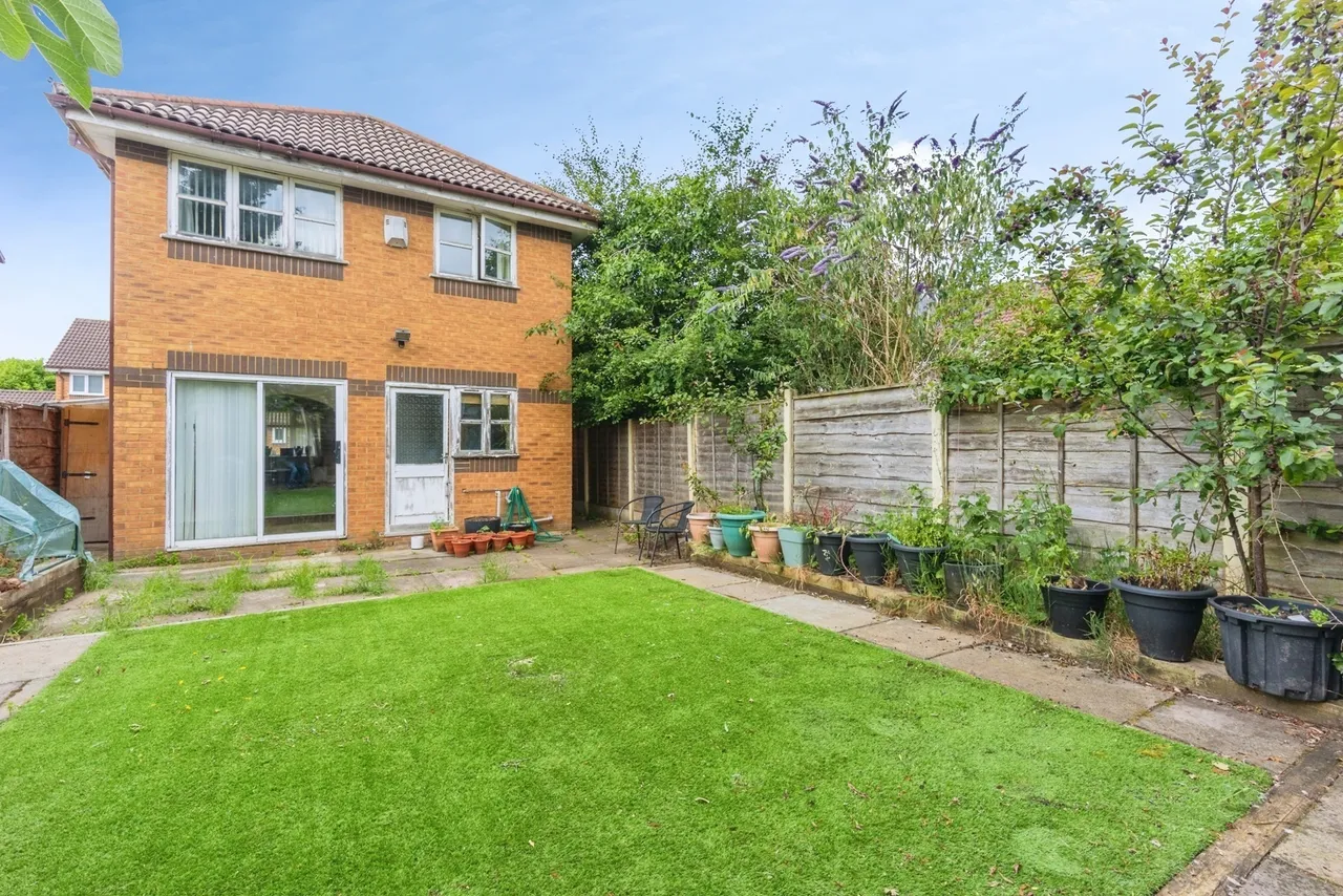 Warslow Drive, Sale, Greater Manchester, M33, photo 17