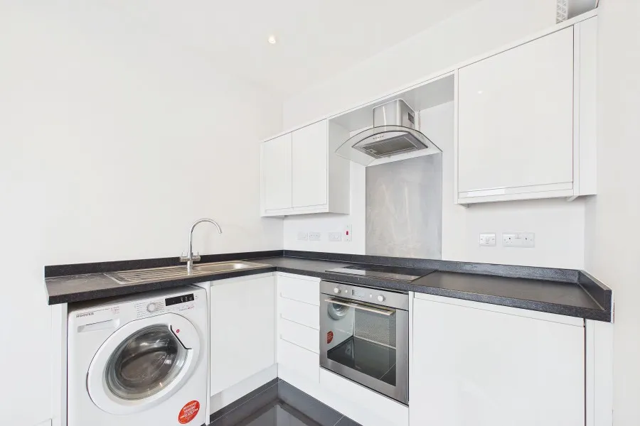 Bradley Court, Camberley, GU15, photo 3