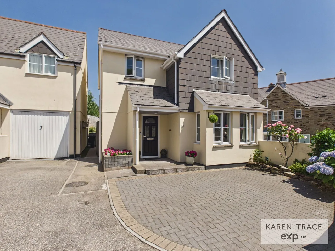 4 bed house for sale, Lovering Road, Carclaze, PL25