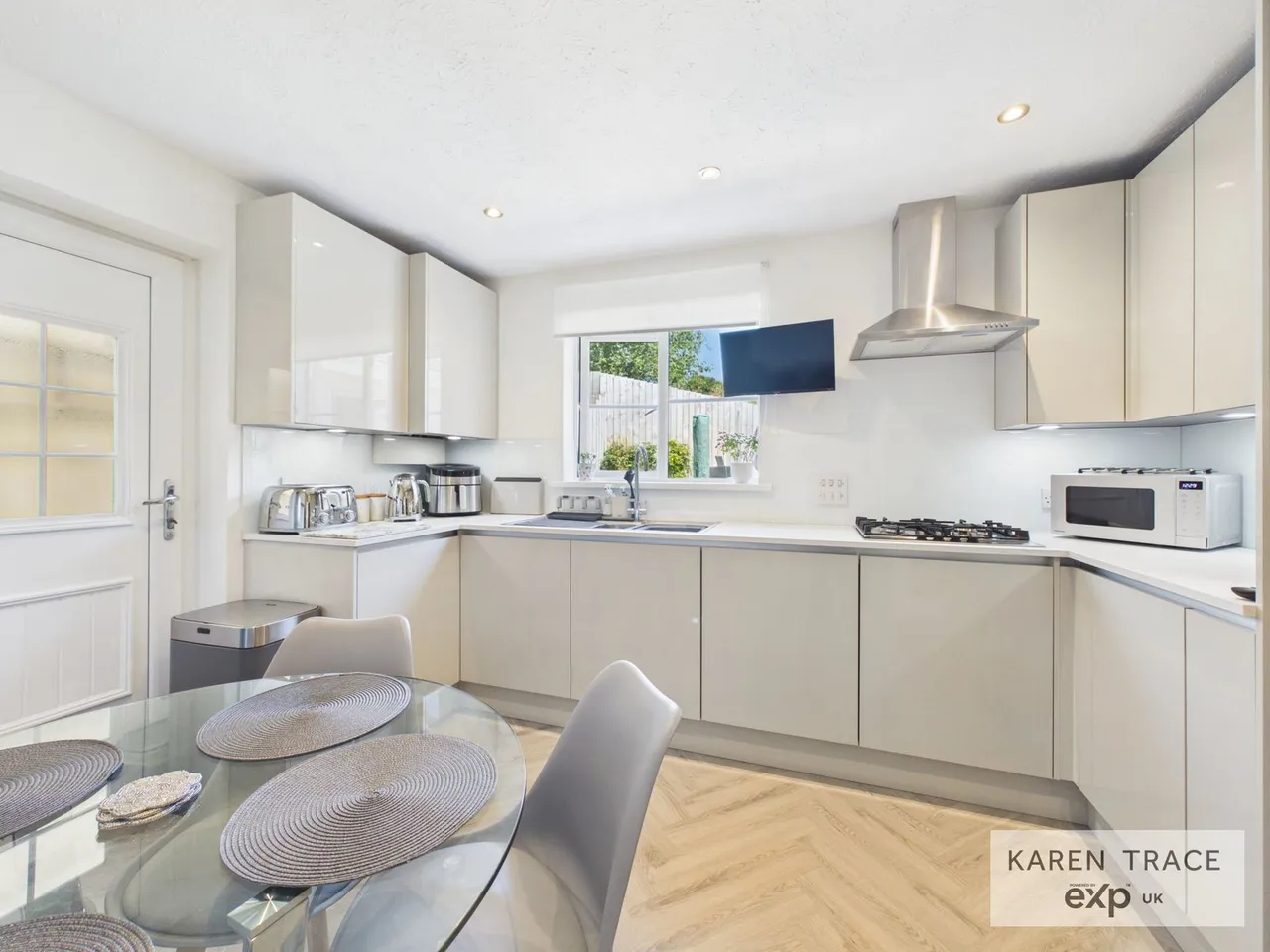 Lovering Road, Carclaze, PL25, photo 5