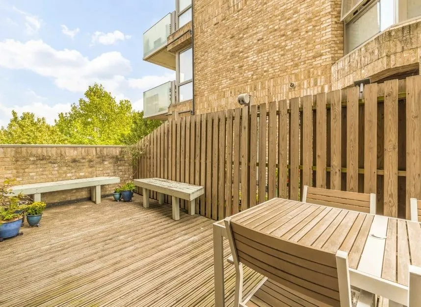 Hilltop Avenue, Harlesden, NW10, photo 4