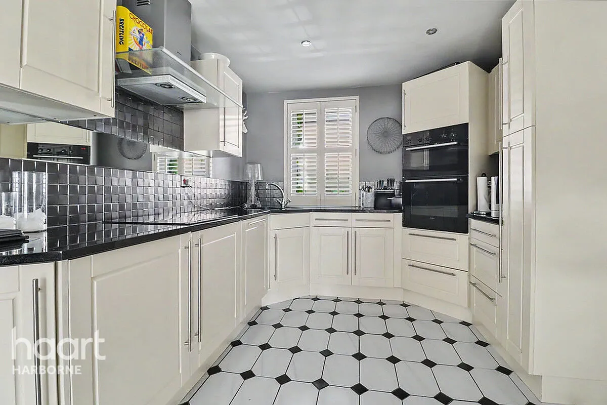 Bull Street, Harborne, B17, photo 6