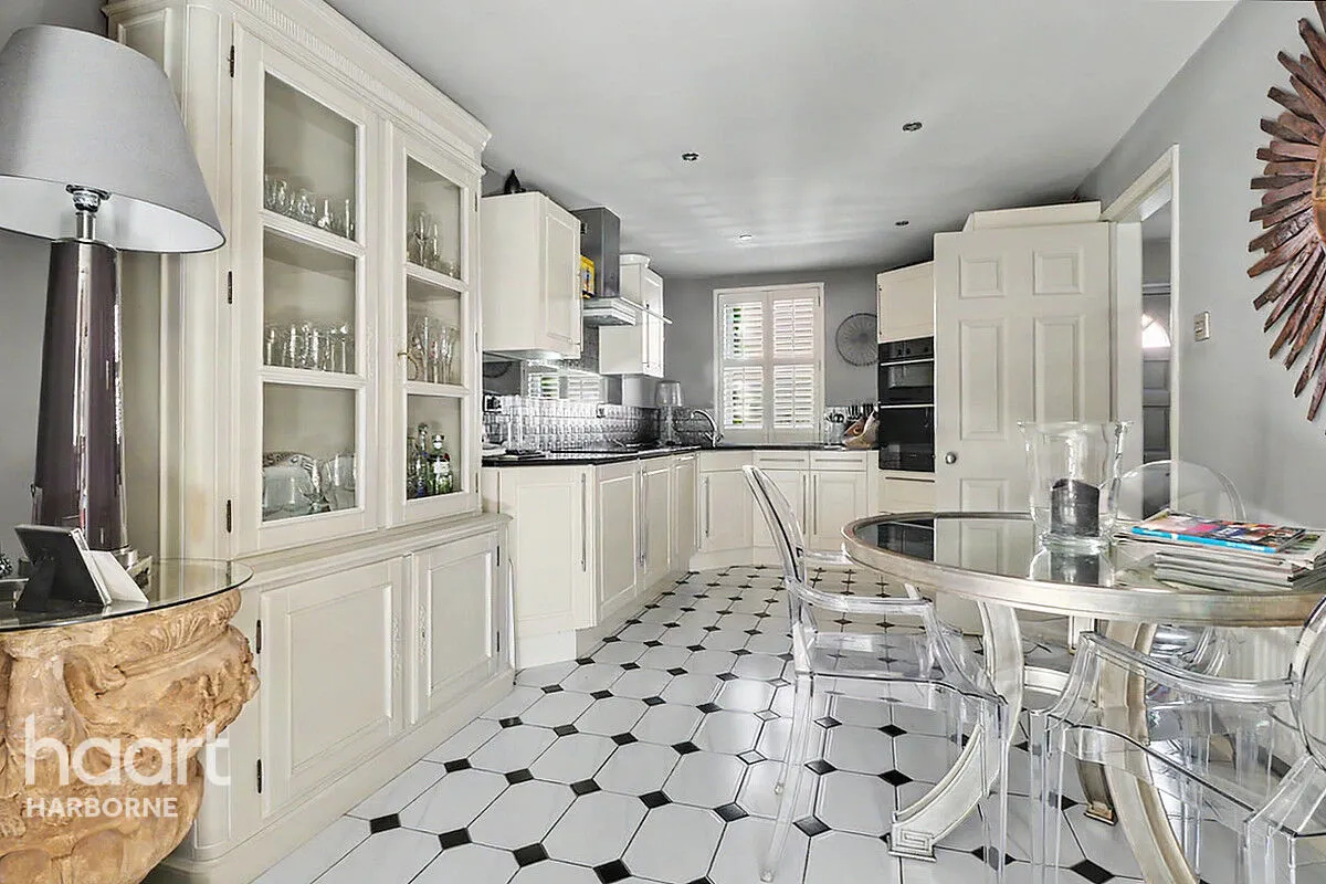 Bull Street, Harborne, B17, photo 5