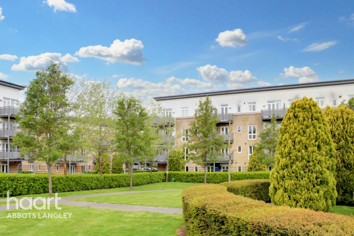 Modena Mews, Watford, WD18, photo 2