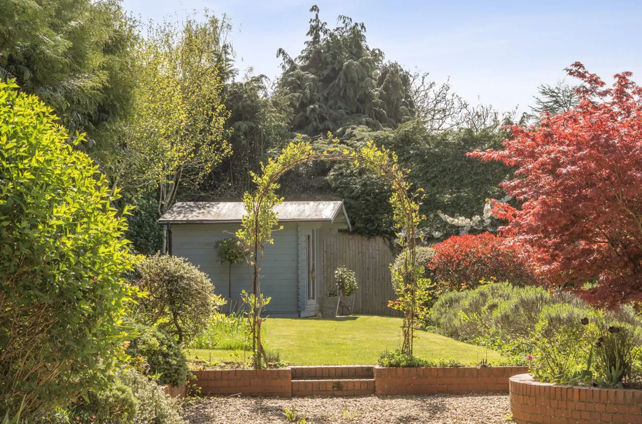 Hatch Lane, Liss, GU33, photo 32