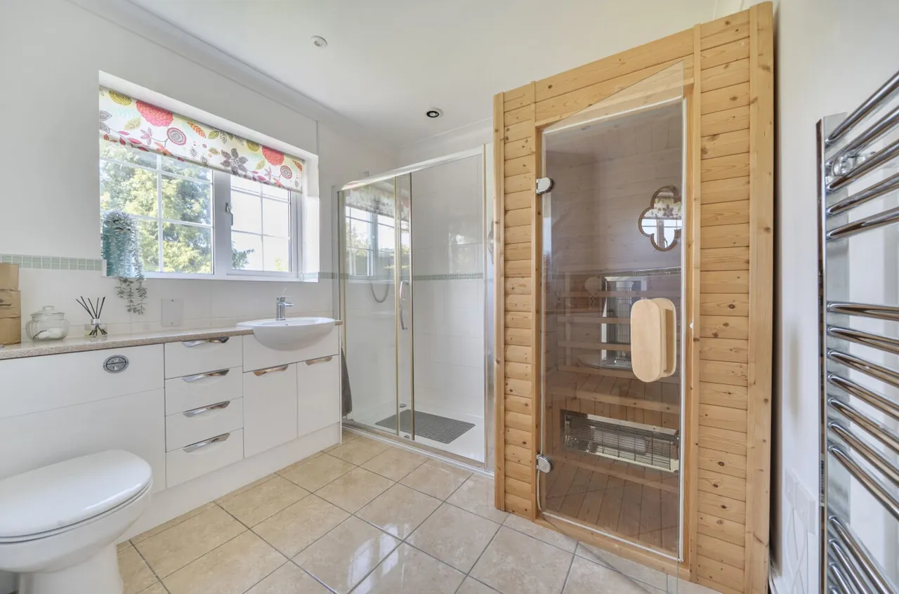 Hatch Lane, Liss, GU33, photo 12