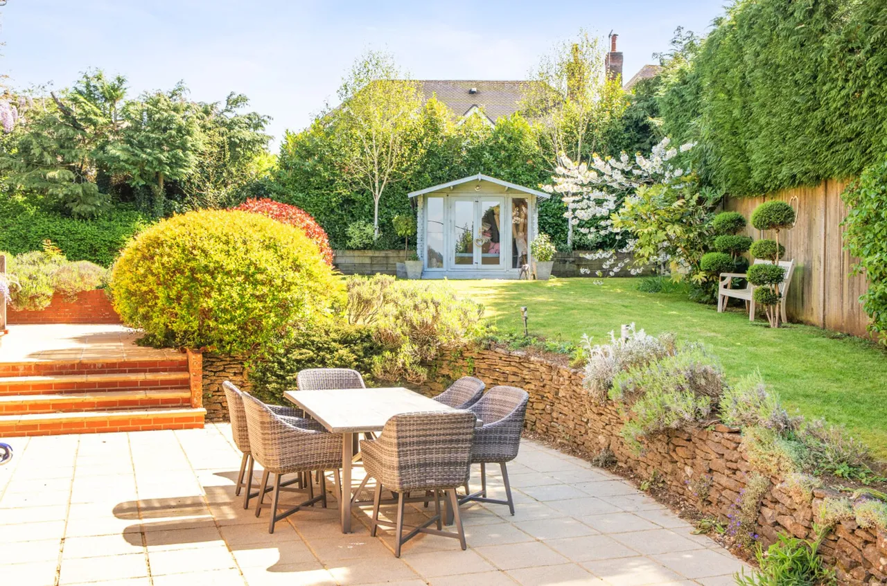 Hatch Lane, Liss, GU33, photo 29