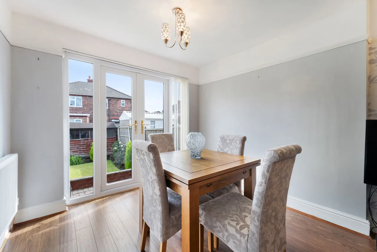 Claremont Drive, Widnes, Widnes, WA8 9LX, photo 6