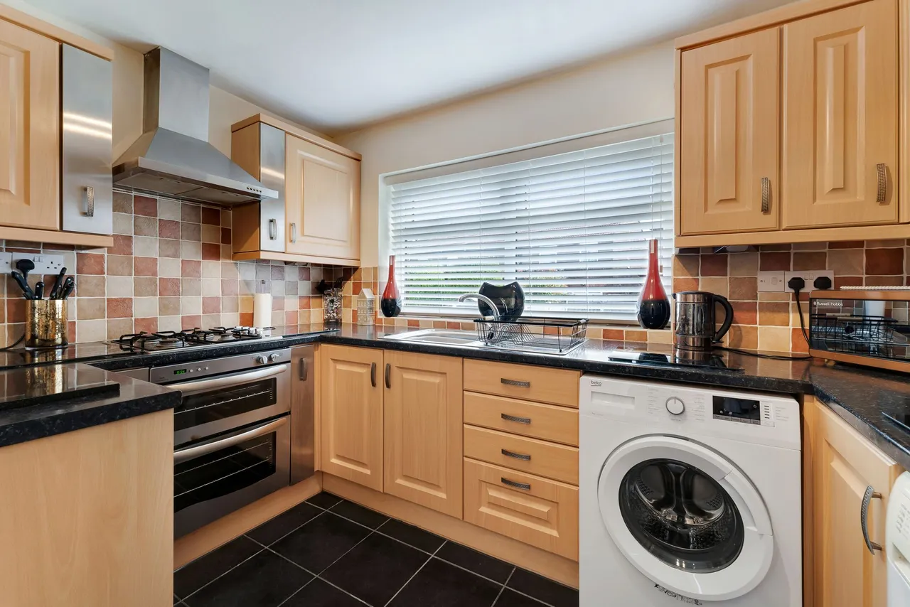 Claremont Drive, Widnes, Widnes, WA8 9LX, photo 11